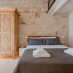 Augusta Trulli Üdülőközpont