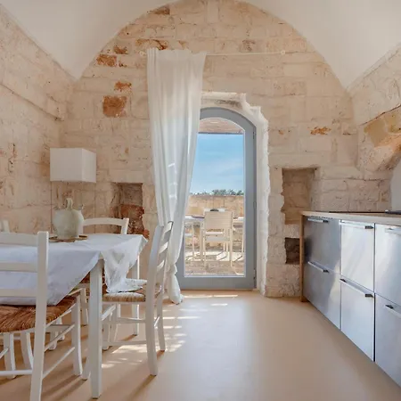 אתר נופש Augusta Trulli פולינאנו א מארה