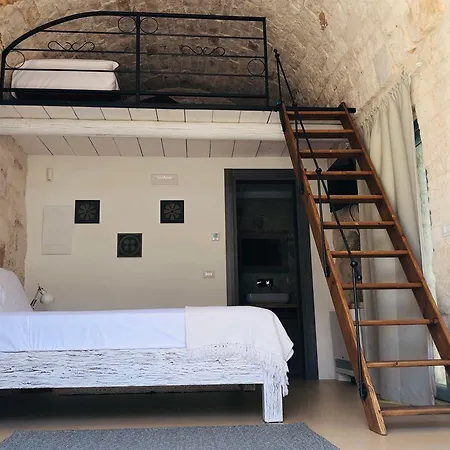 Augusta Trulli * Polignano a Mare