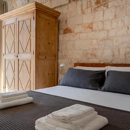 Augusta Trulli Resort *