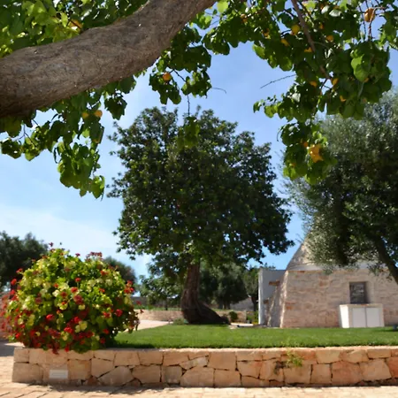 אתר נופש Augusta Trulli