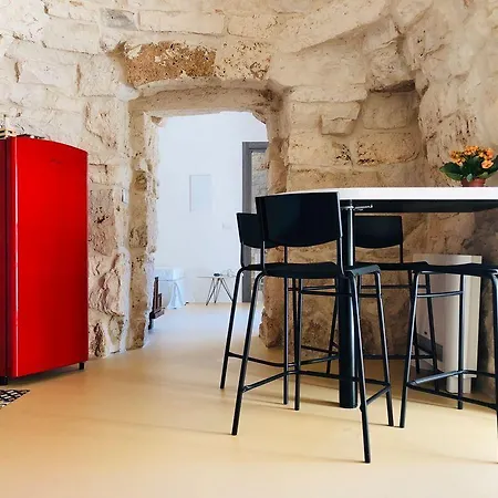 Augusta Trulli * פולינאנו א מארה