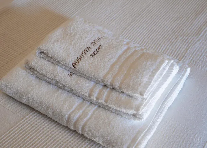 Augusta Trulli אתר נופש