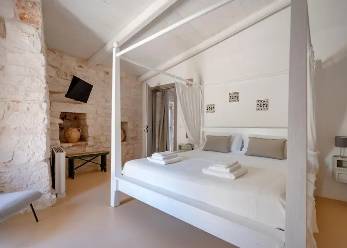 Augusta Trulli * Polignano a Mare