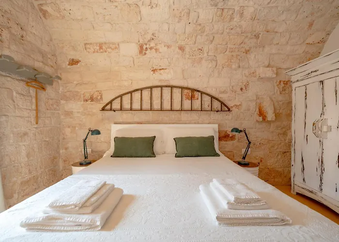 Augusta Trulli * Polignano a Mare