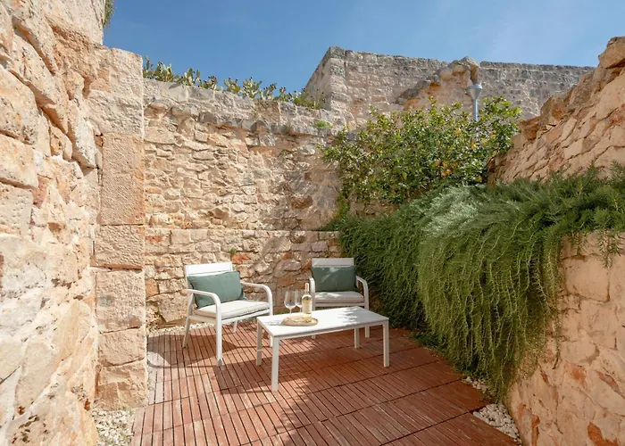 Augusta Trulli פולינאנו א מארה