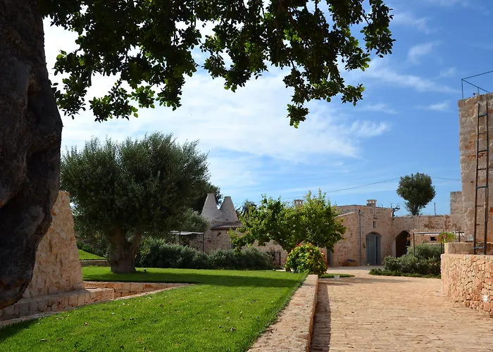 Augusta Trulli אתר נופש